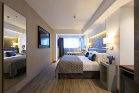 Catalonia Square 4* Sup - 77