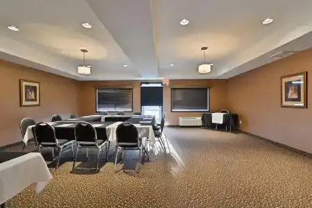 Best Western - 18