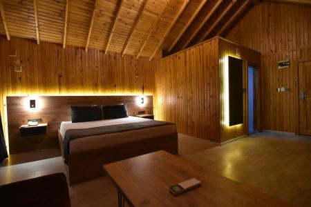 Sandal Otel - 26