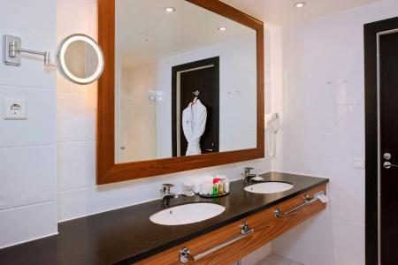 Crowne Plaza Helsinki - Hesperia, An Ihg - 7