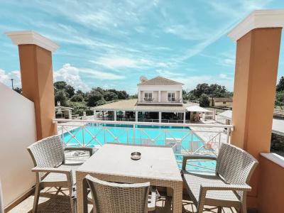 Kavos Plaza - 77