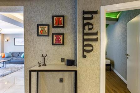 Seraglio & Suites - 123