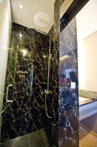 Parc Sovereign - Tyrwhitt - 15
