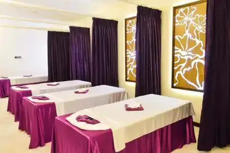 Holiday Beach Danang & Resort - 15