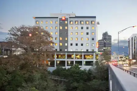 ibis Tainui - 11
