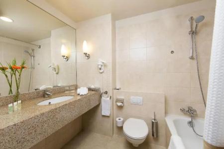 Courtyard By Marriott Brussels - 35