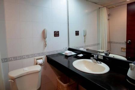 Yanling - 40