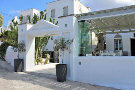 Parian Lithos Residence - 10
