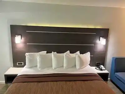 Travelodge By Wyndham San Antonio Lackland a f b - 64