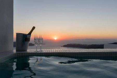 Abyssanto Suites and Spa - 95
