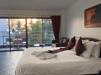 Deng's kamala beach Guesthouse - 44
