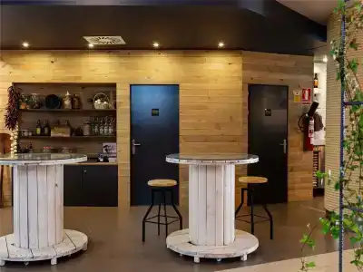 Ibis Oviedo - 19