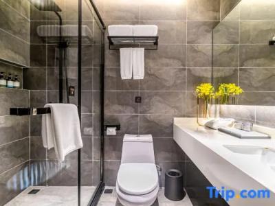 J-Hotel - 28