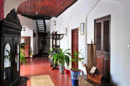 Dhow Palace - 10