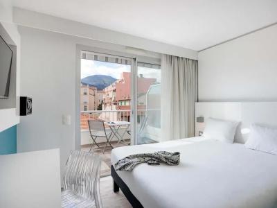 Ibis Styles Menton Centre - 92