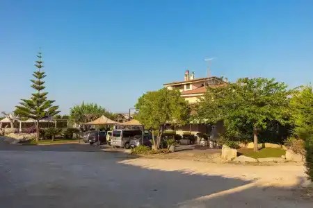 Bed & Breakfast Giardini Di Marzo - 18