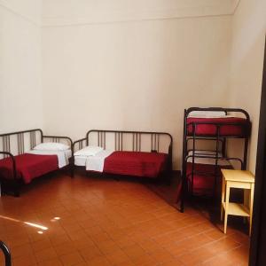 Student's Della Ghiara - 64