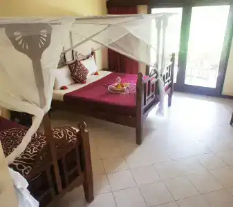 Uroa Bay Beach - 18