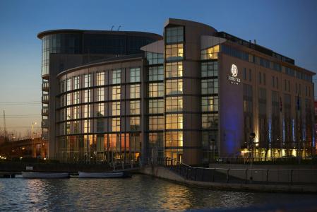 Doubletree By Hilton London Excel - 0