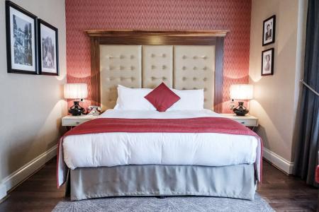 The Drayton Court - 12