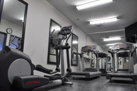 Country Inn & Suites by Radisson, West, KS - 24