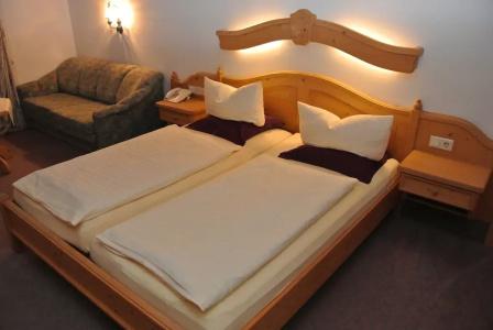 Gruberhof Bed & Breakfast - 112