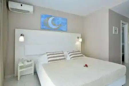 Sidari Beach - 76
