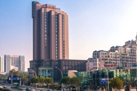 Renaissance Wuhan - 17