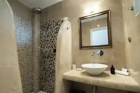 Black Diamond Suites - 7