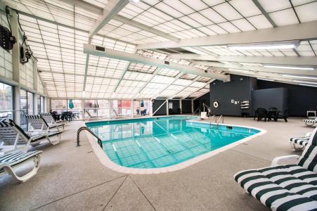 Comfort Suites Airport Nashville - 20
