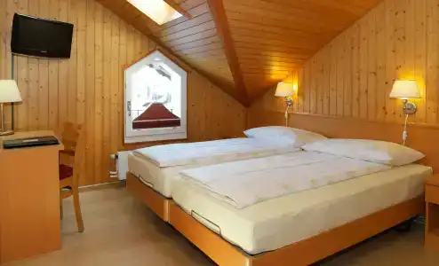 Rössli - 23