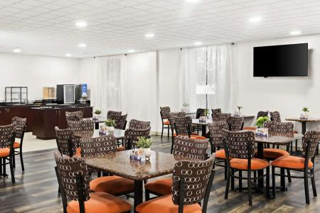 Sans Boutique & Suites - 29