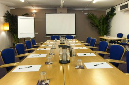 Premier Inn Euston - 21