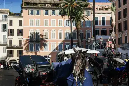 Piazza di Spagna 9 - 17