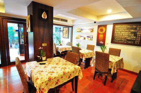 Baan Sukhumvit Soi 20 - 13
