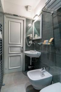 Teresa Rooms & Suites - 74