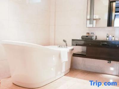 Absolute Twin Sands Resort & Spa - Sha Extra Plus - 128