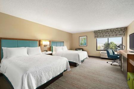 Hampton Inn Portland Airport - 4