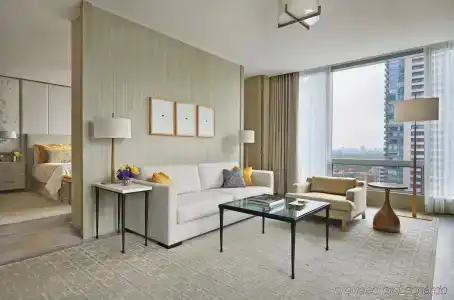 Four Seasons at Yorkville - 4