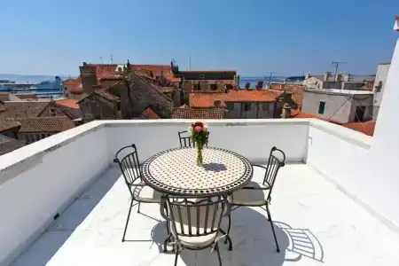 Jupiter Luxury - 132
