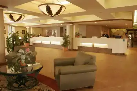 Maingate Lakeside Resort - 0