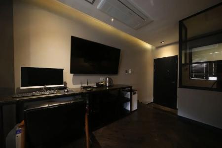Beomil Brown Dot - 161