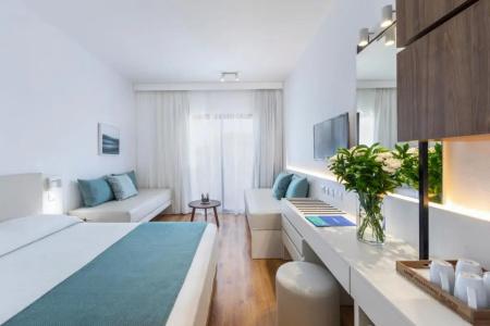 Louis Phaethon Beach - 85