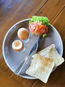 Baannai Lake View Resort - 12