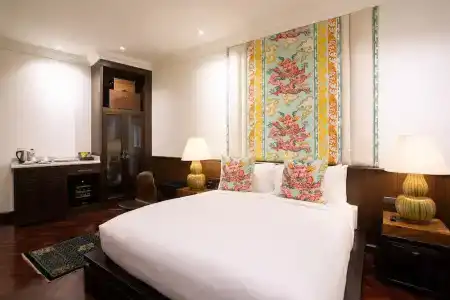 The Bridge An Eclectic Luxotel - 59