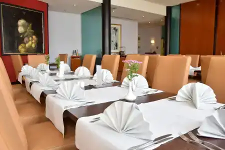 Radisson Blu Park & Conference Centre - 45