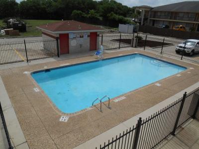 6-San Antonio, Tx - South Ww White Rd - 13