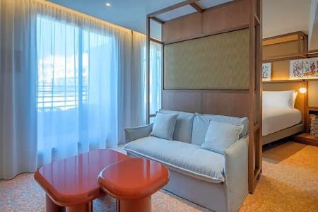 Radisson Blu 1835, Cannes - 72