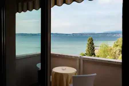 Continental Wellness & Spa - 53