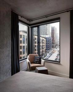 Moxy Seattle Downtown - 5